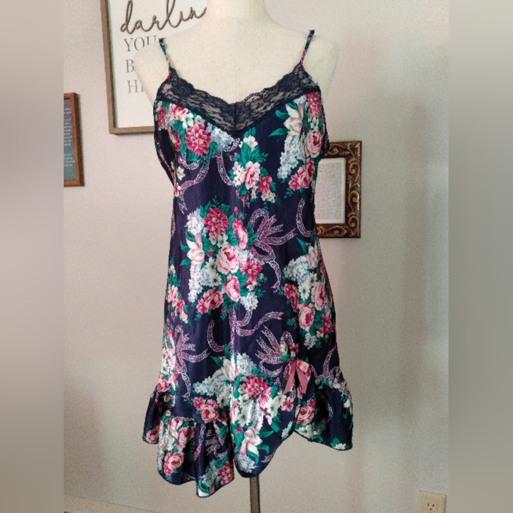 Colesce Collection Vintage Floral And Lace Slip Nightgown, M